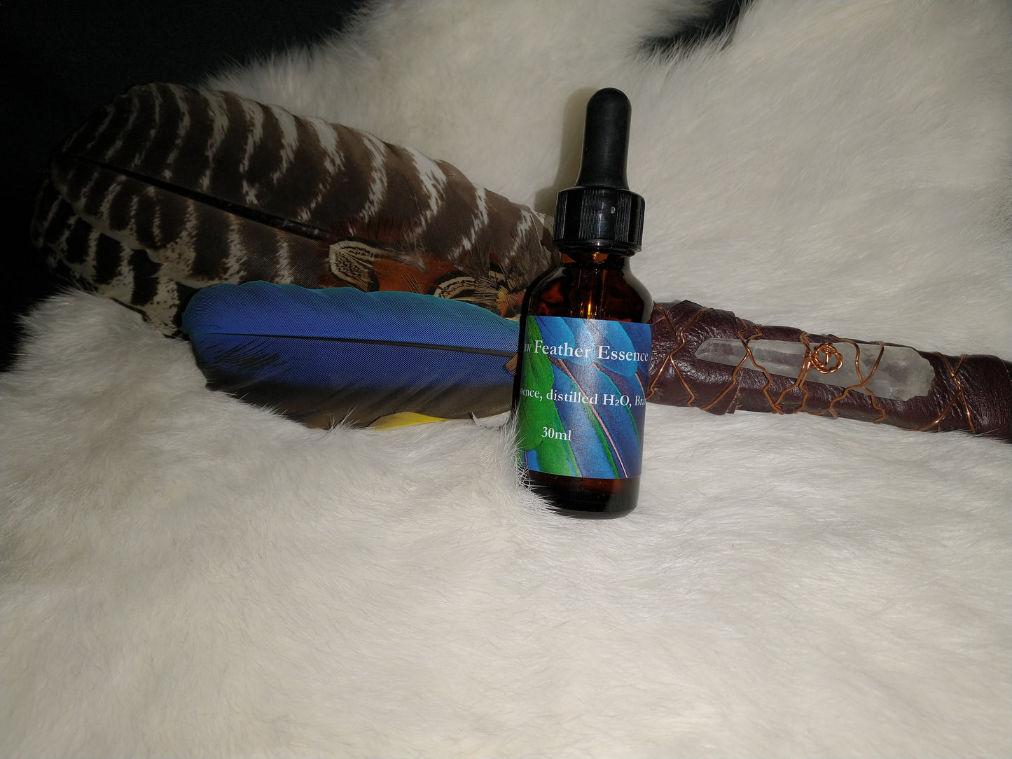 Macaw Feather Essence