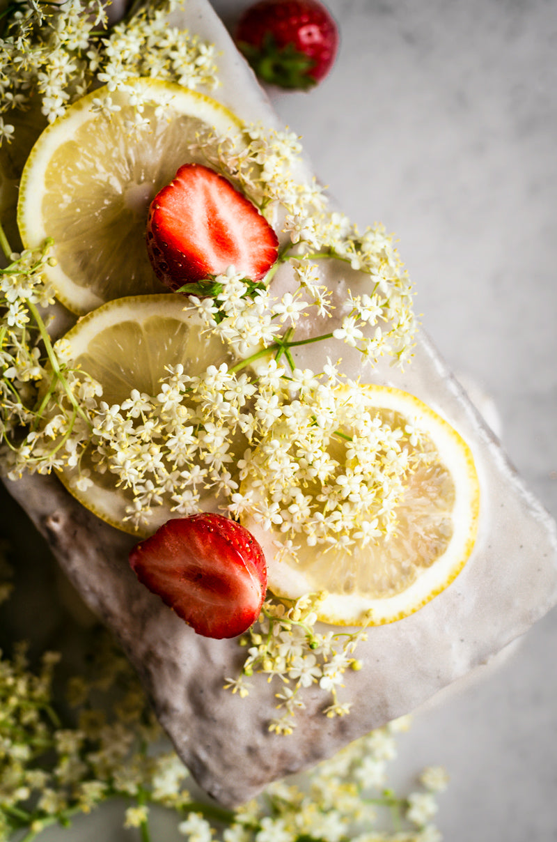 Elderflower strawberry-lemonade tincture